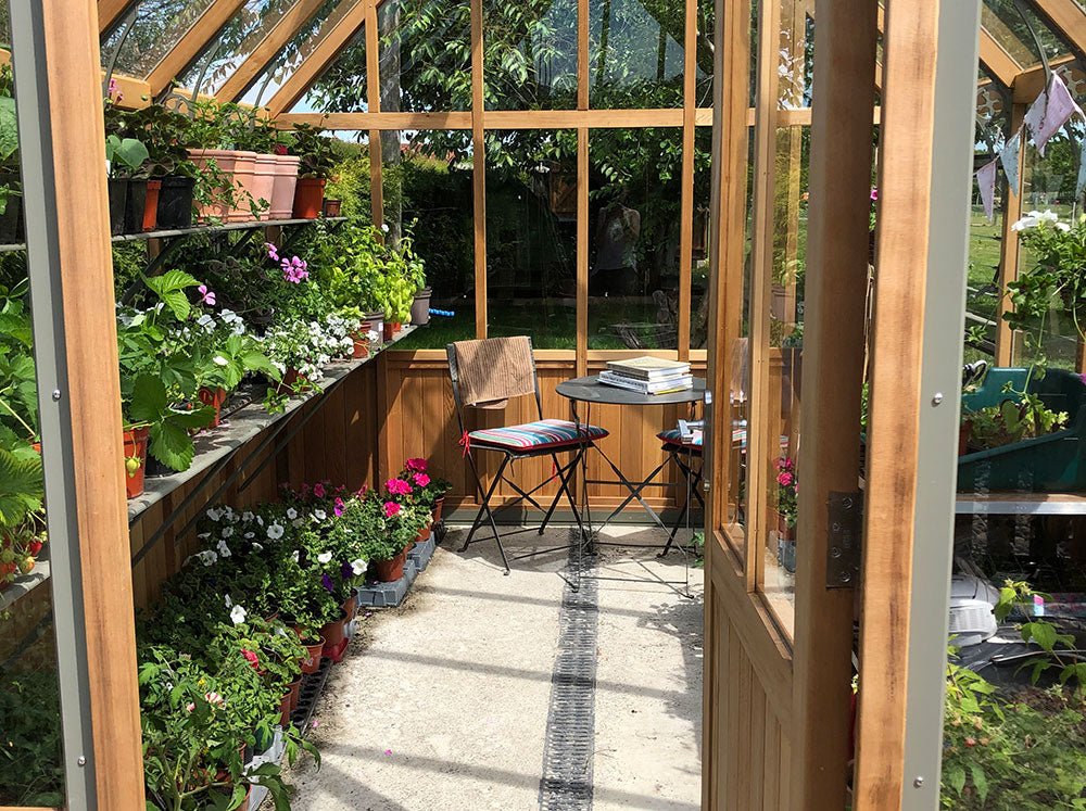 Alton Cheltenham Cedar Greenhouse - Extra Tall