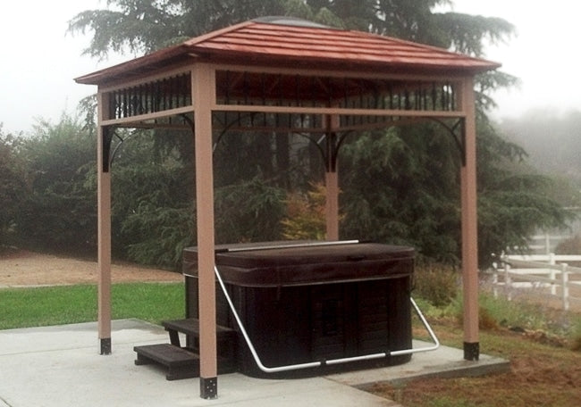 OLT Naramata Cedar Spa Shelter 9x9, exterior view