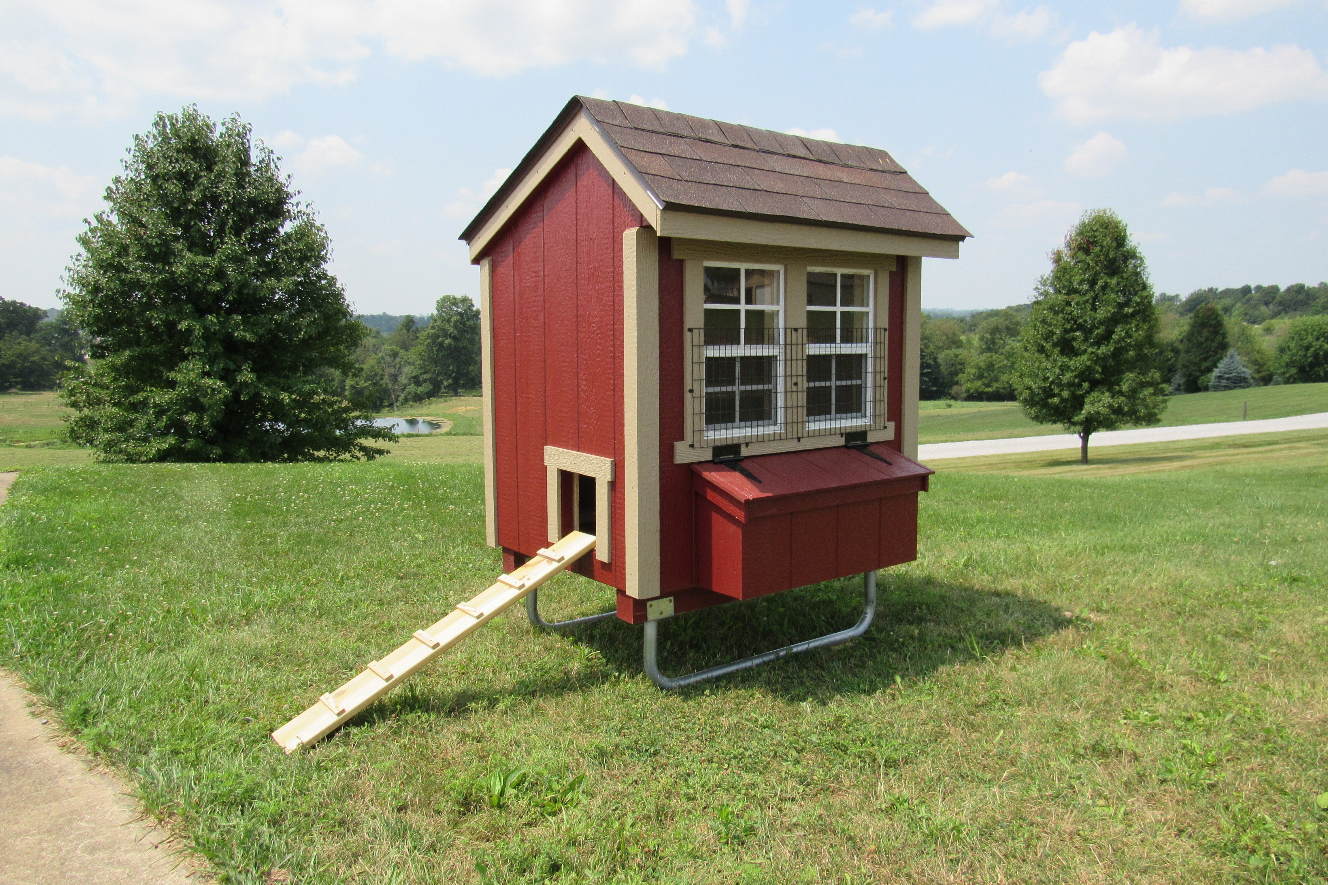 EZ Fit Portable Chicken Coop, additional view