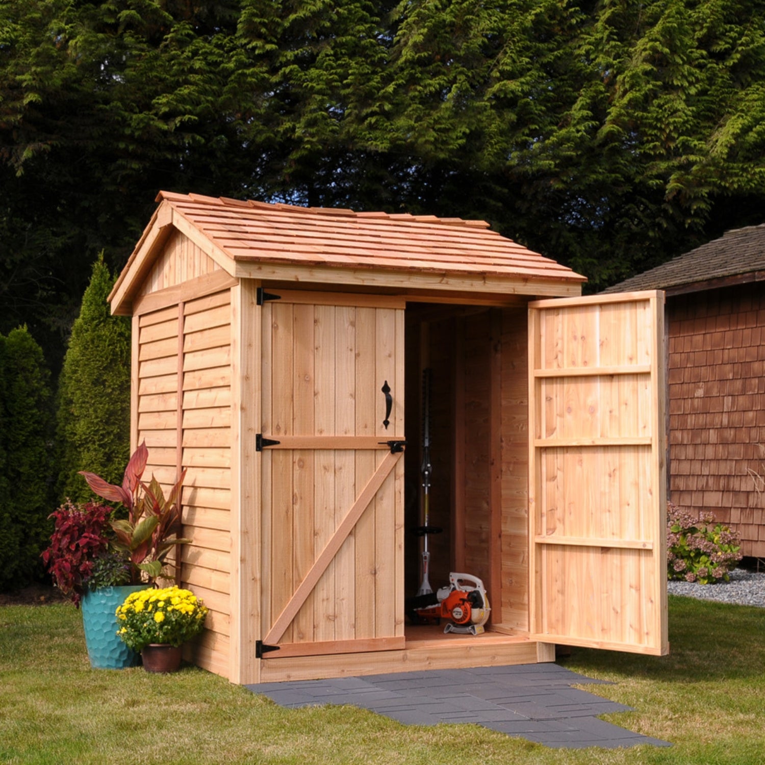 OLT 6x6  Cedar Storage Shed