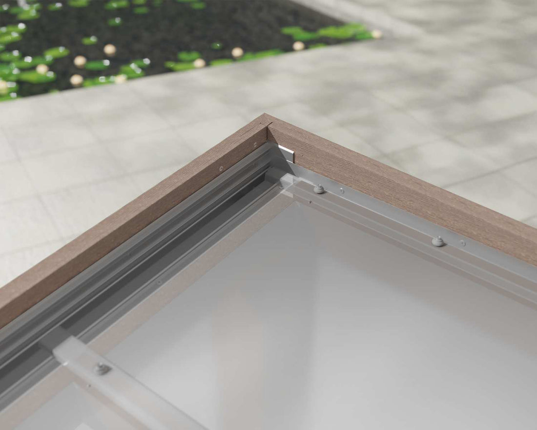 Helsinki Cedar Patio Cover integrated gutter detail