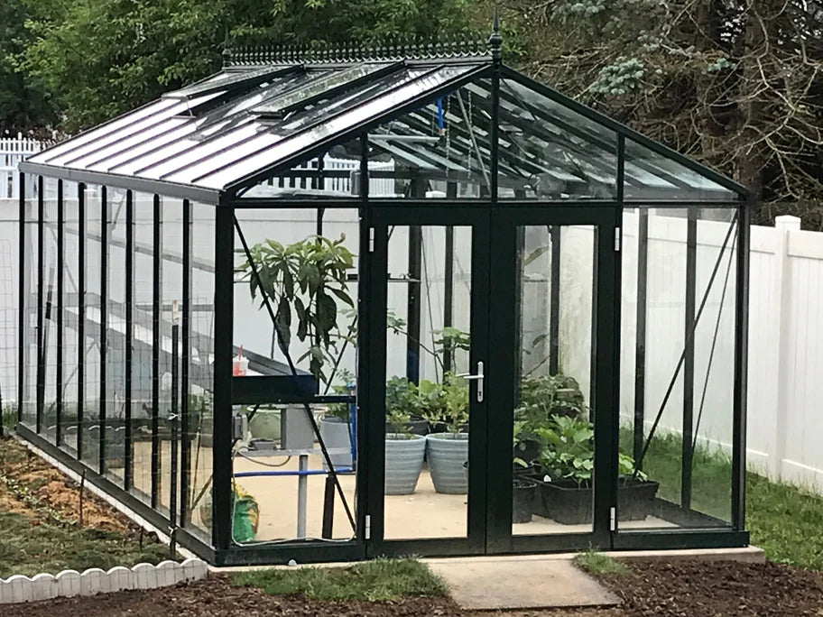 Royal Victorian Greenhouse By Janssens - vi23 (small), vi34 (medium) , vi36 (large), vi46 (X-large)