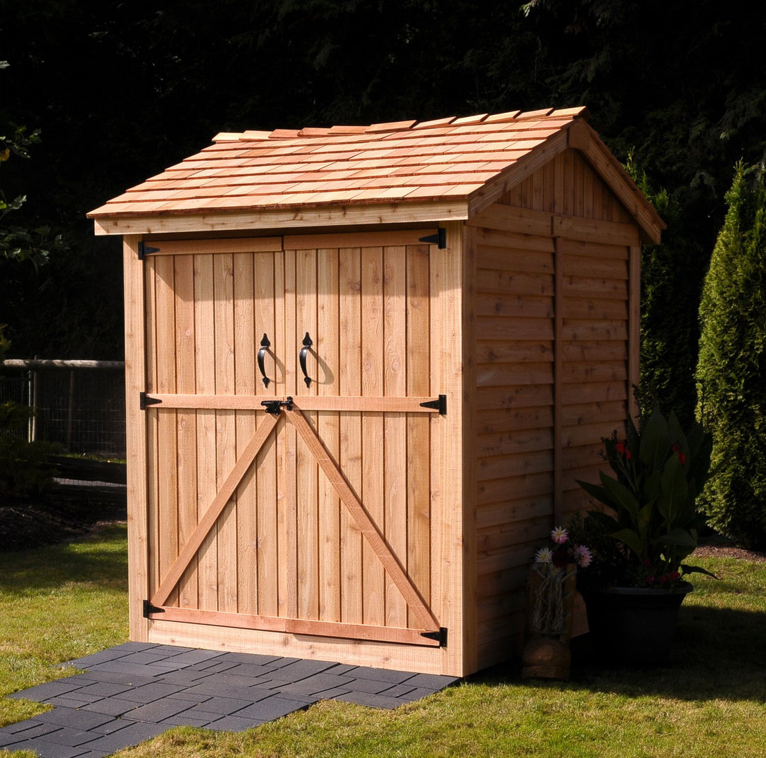 OLT 6x6  Cedar Storage Shed