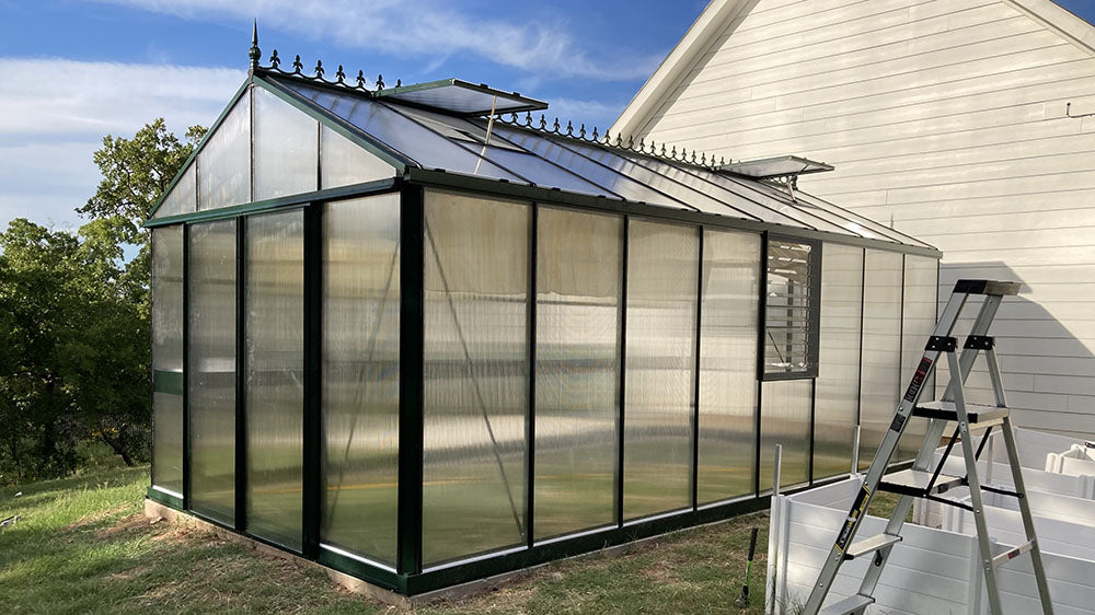 Royal Victorian Hybrid Greenhouse - polycarbonate roof detail
