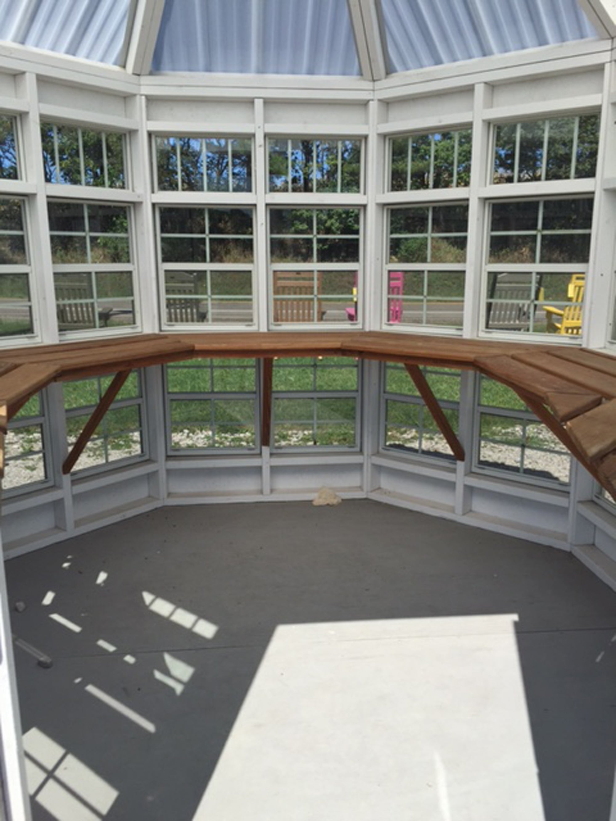 The Octagon Greenhouse By Little Cottage Company